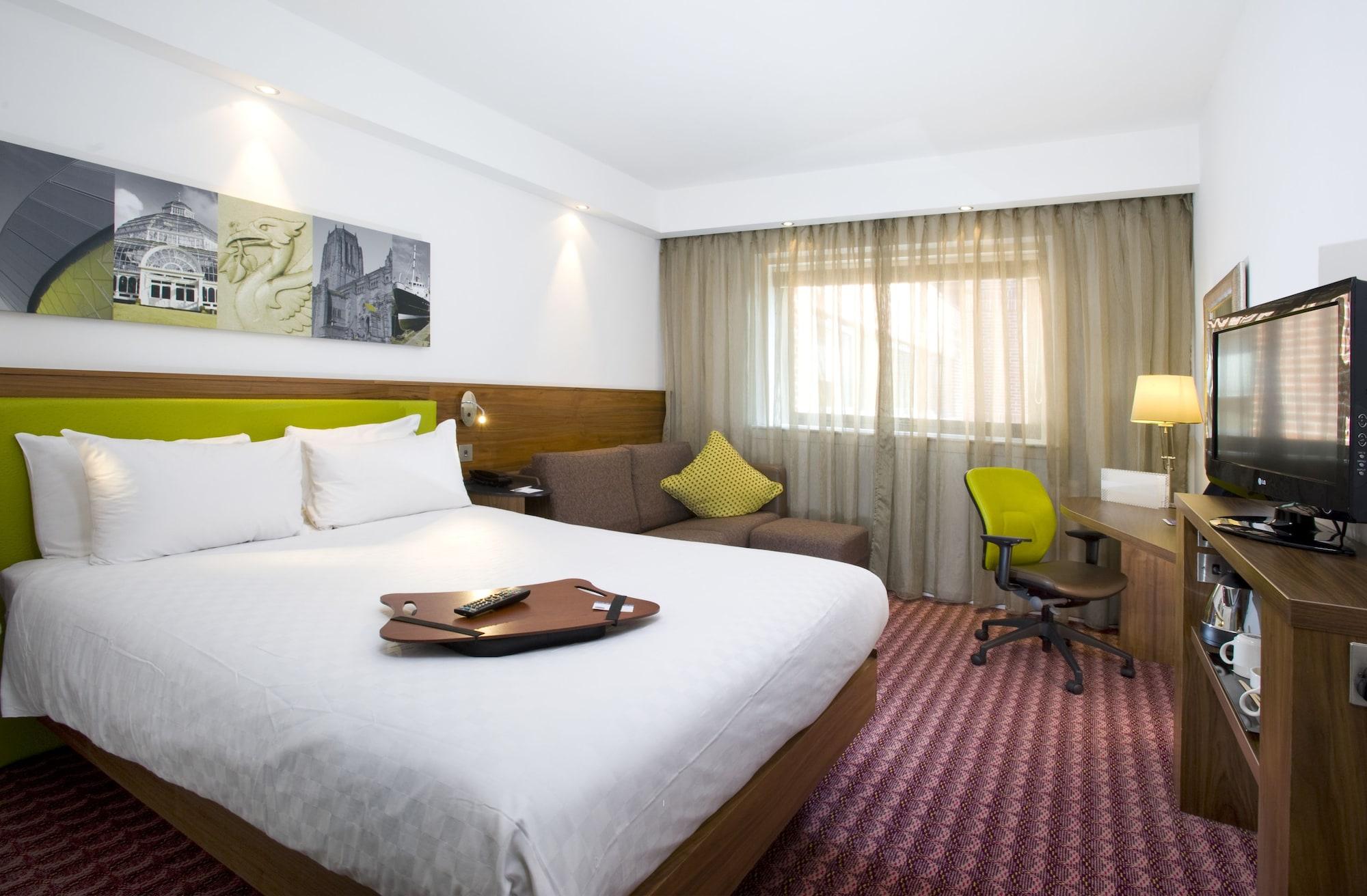 Hotel Hampton By Hilton Centre